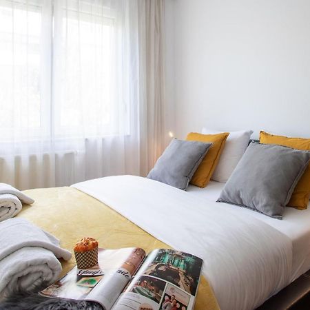2Bdr Apartment With Balcony Near Maksimir Zagreb Exterior foto